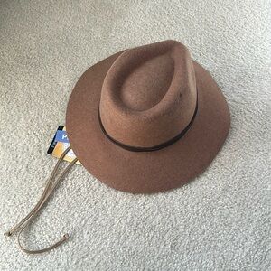 Wallaroo Brown Petite Aspen Hat